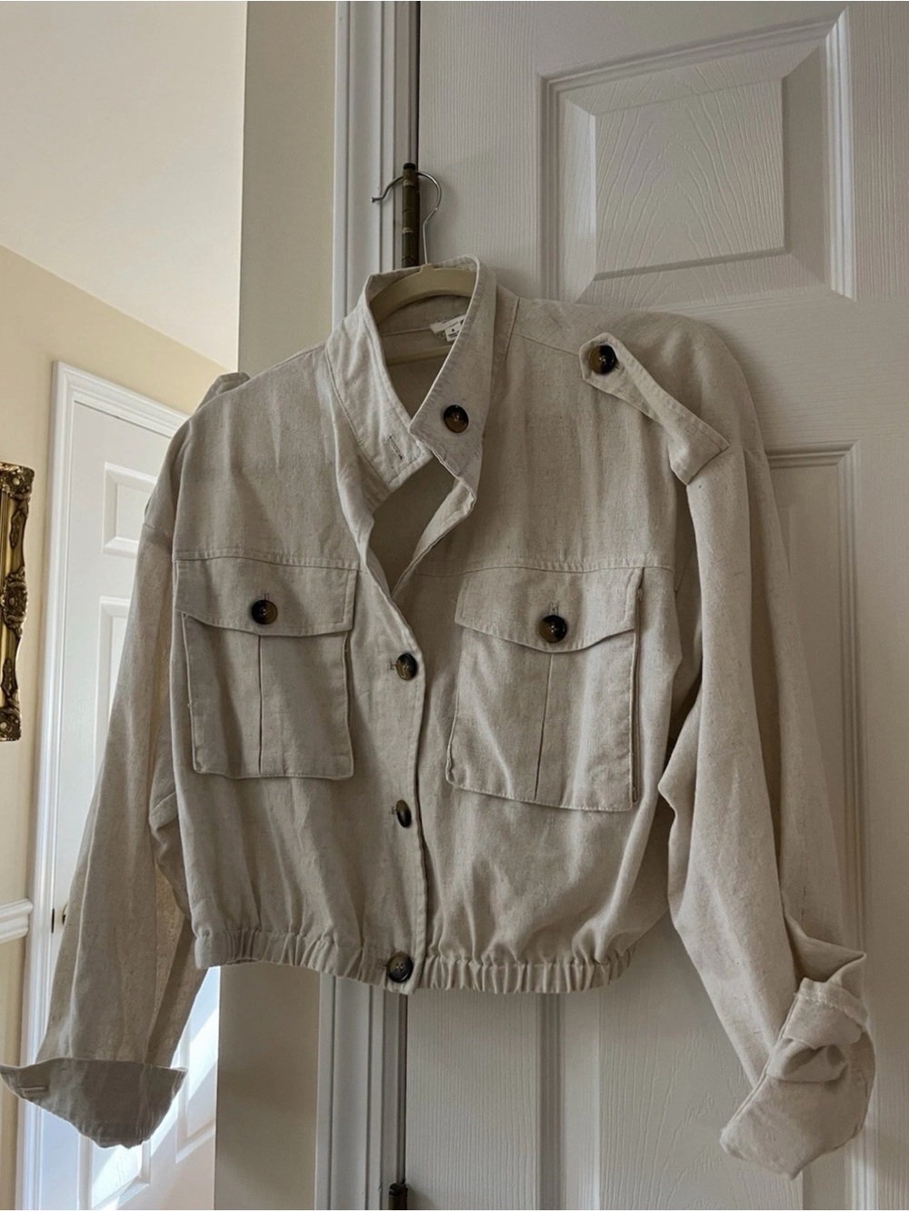 LE LIS Collection Women’s Cargo Ivory Top Blouse Front Pockets Size Small